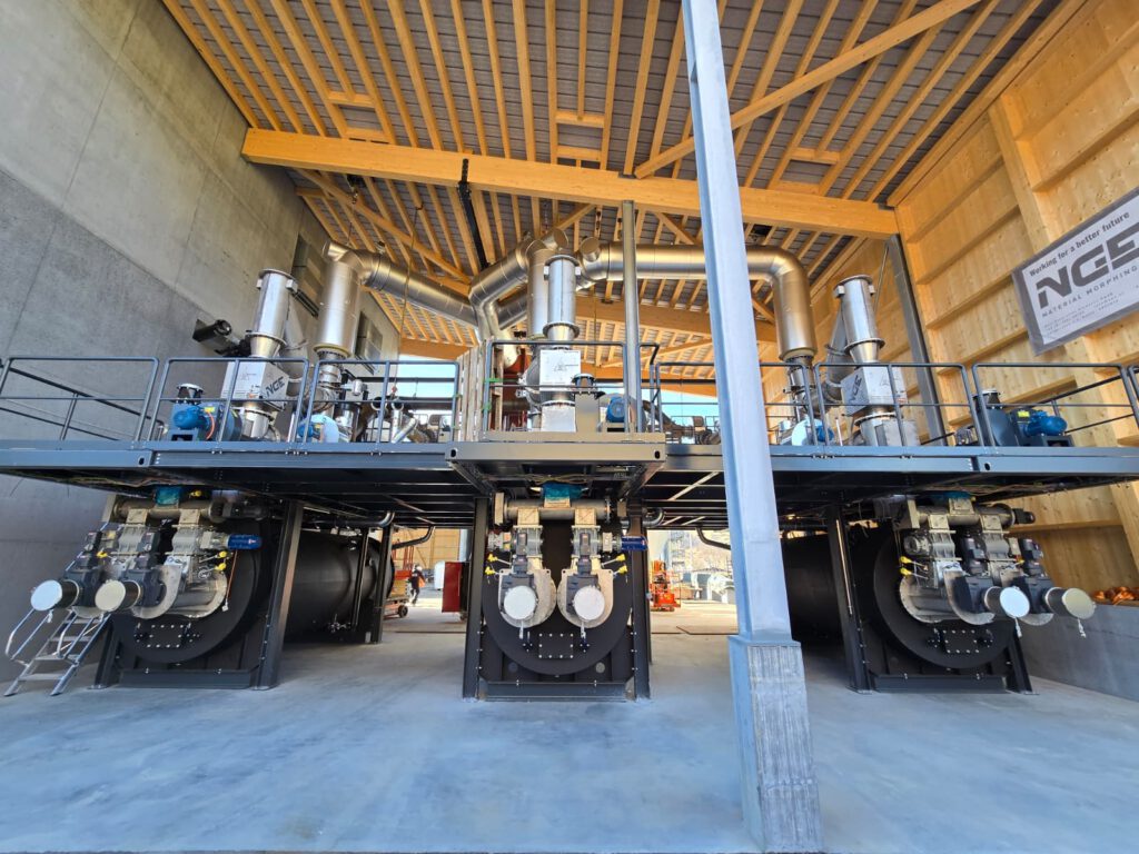 Anlage zur Herstellung von Pflanzenkohle und Energiegewinnung in der Schweiz 04